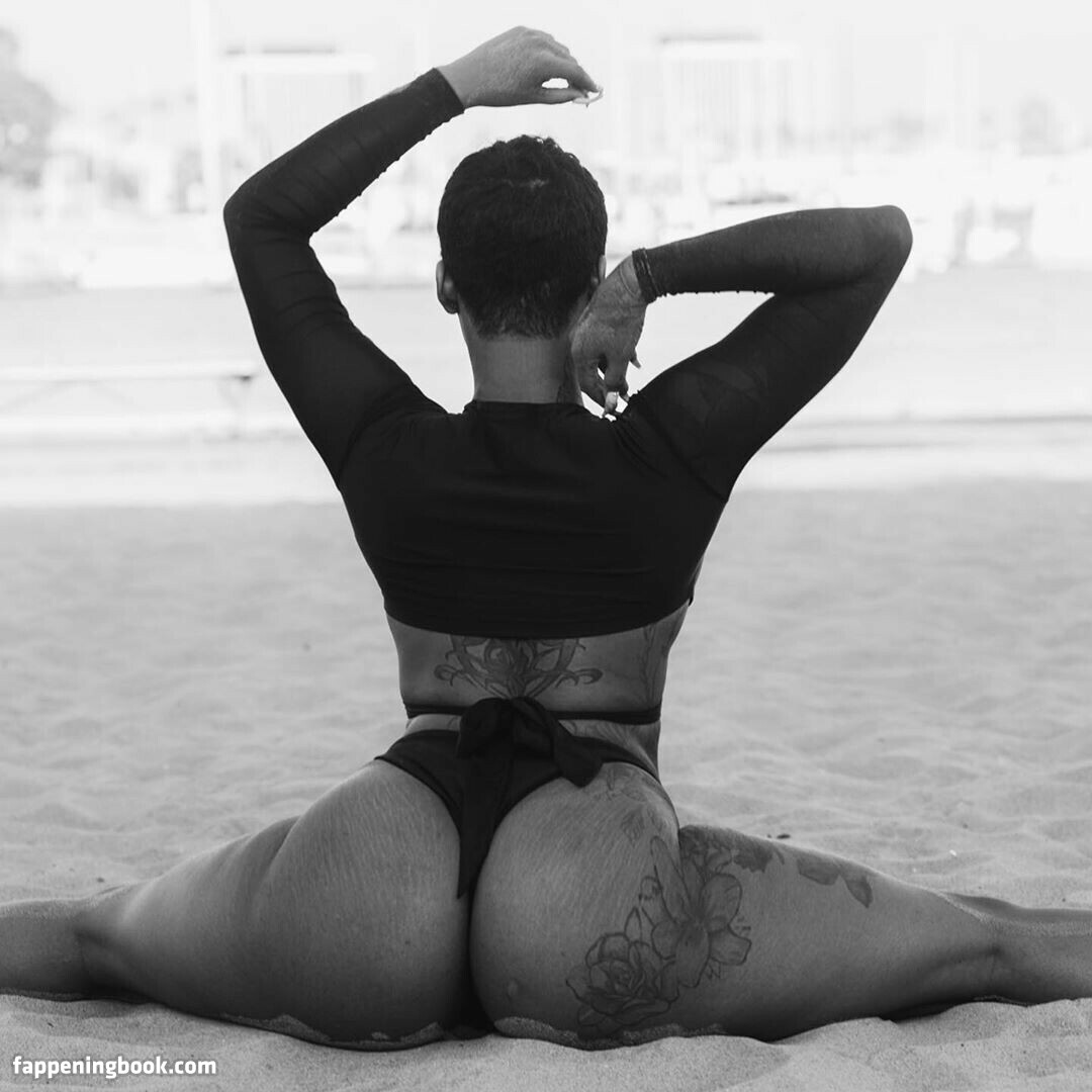 Mizz Twerksum Nude OnlyFans Leaks