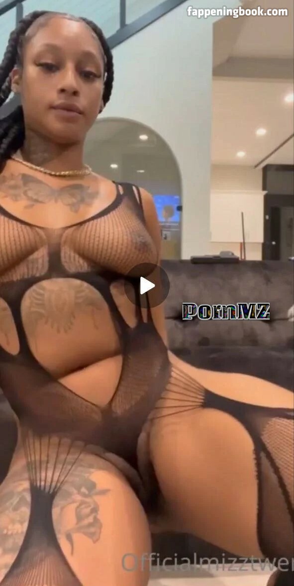 Mizz Twerksum Nude OnlyFans Leaks