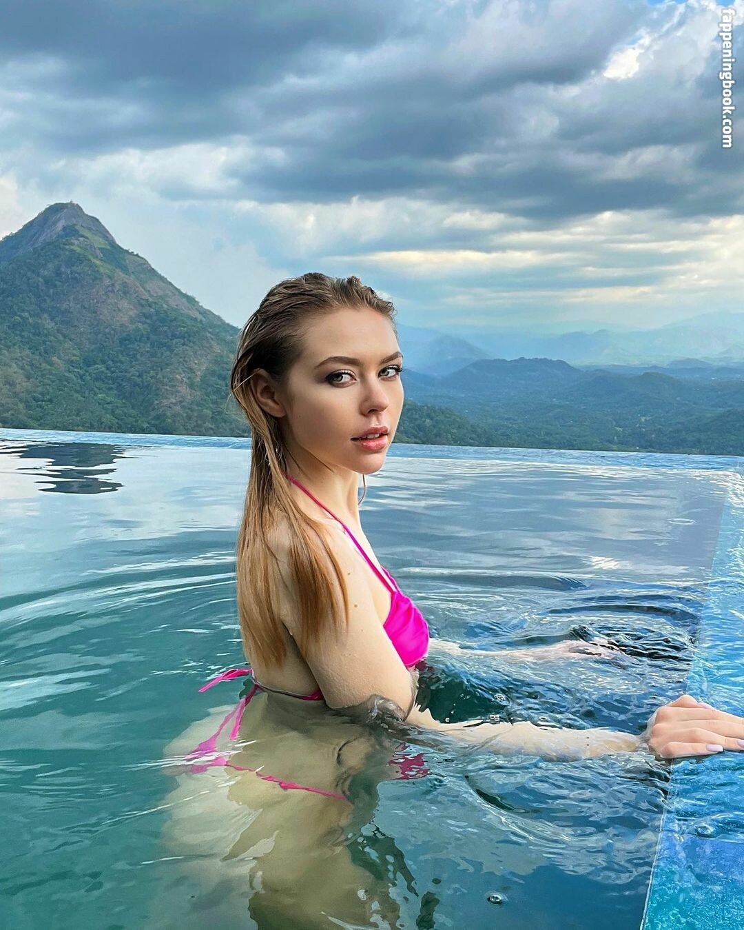 Molchan Anastasiya Nude