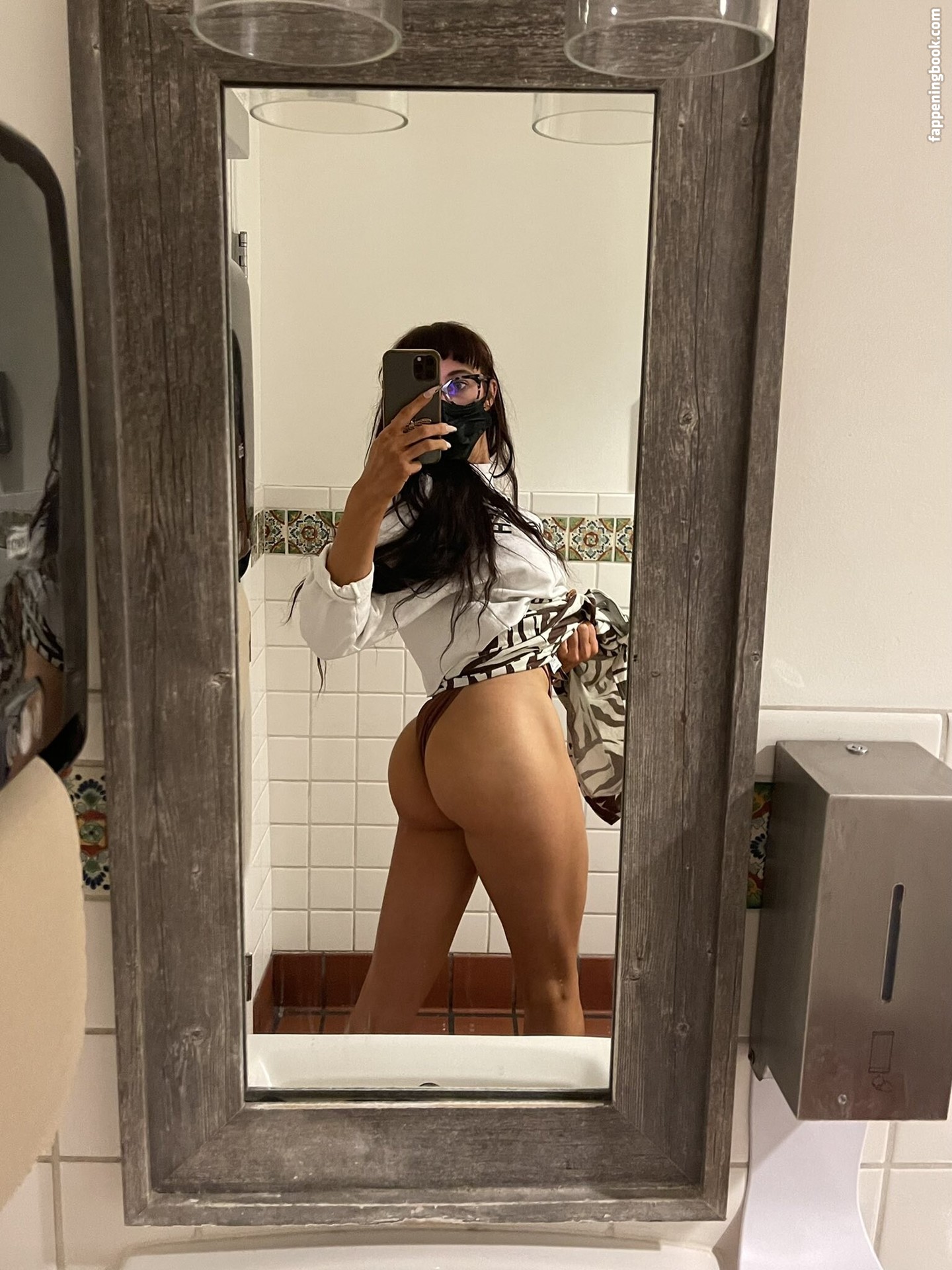 Molly Dixx Nude OnlyFans Leaks