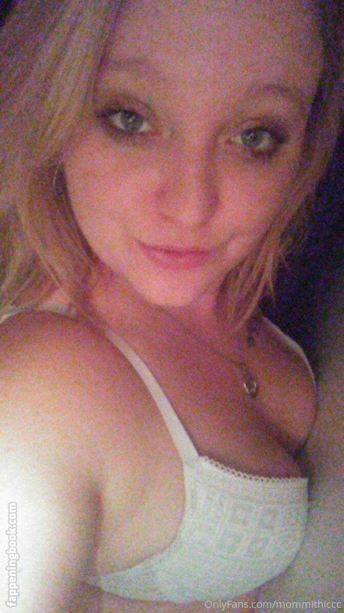 mommithiccc Nude OnlyFans Leaks