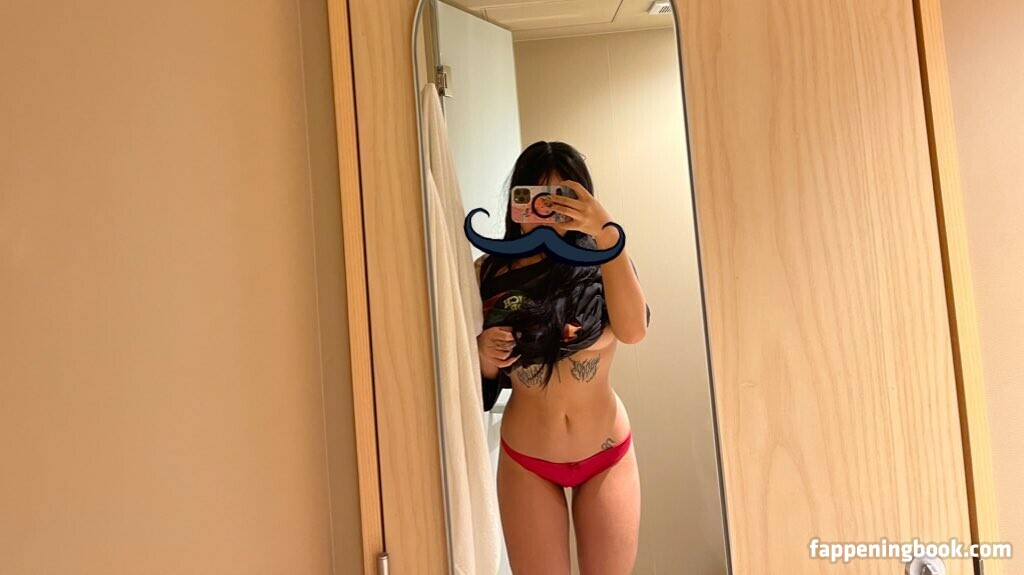 mommyissues9000 Nude