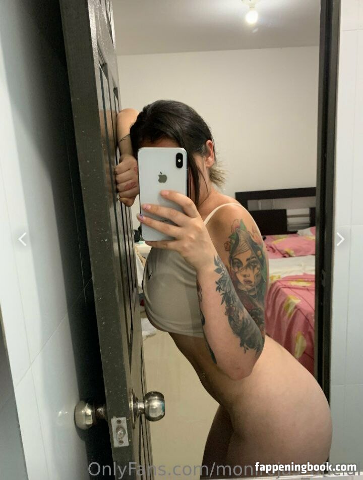 monirojas_oficial Nude OnlyFans Leaks