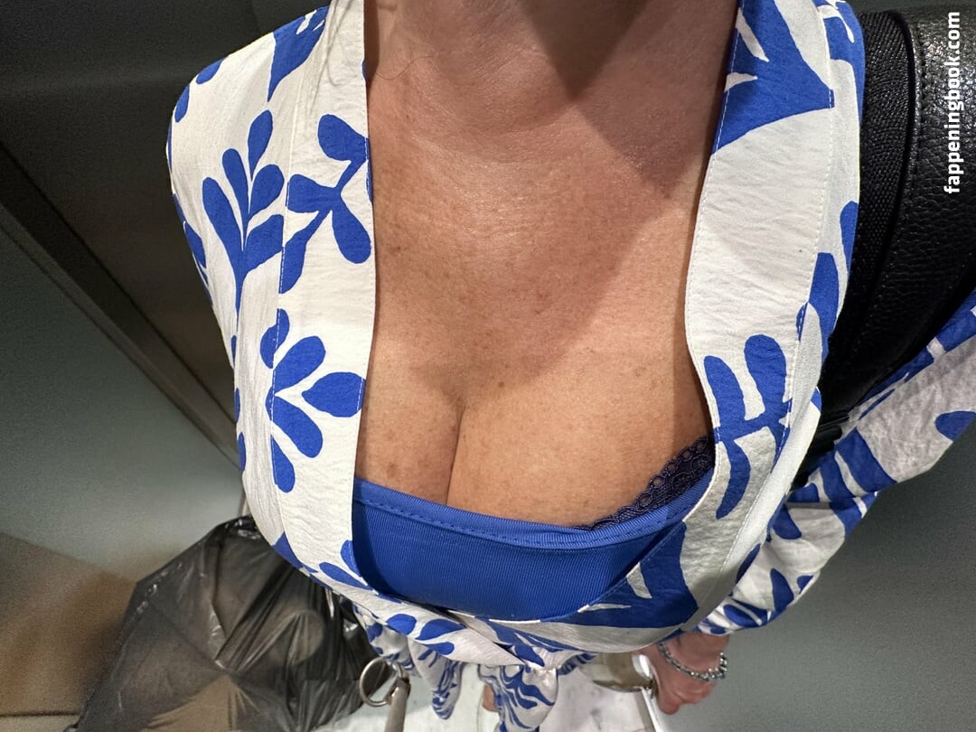 Mrs. Pluto Nude OnlyFans Leaks
