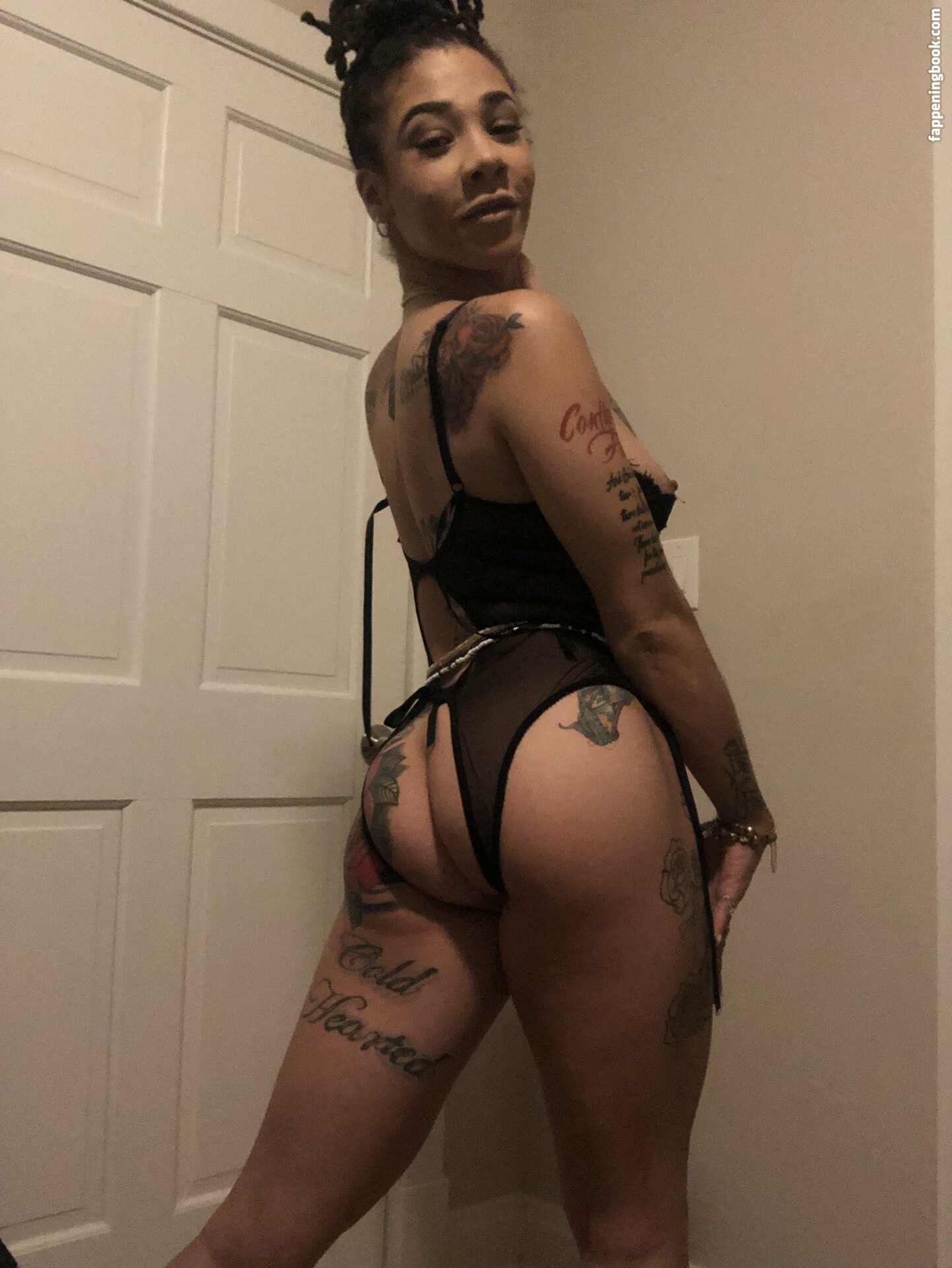 Ms Naturals Nude OnlyFans Leaks