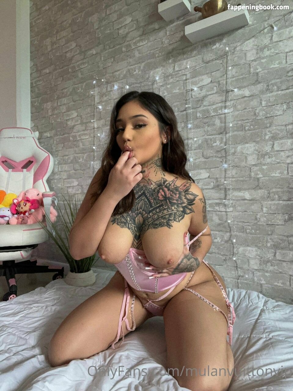 Mulan Vuitton Mulanvuittontv Nude Onlyfans Leaks The Fappening