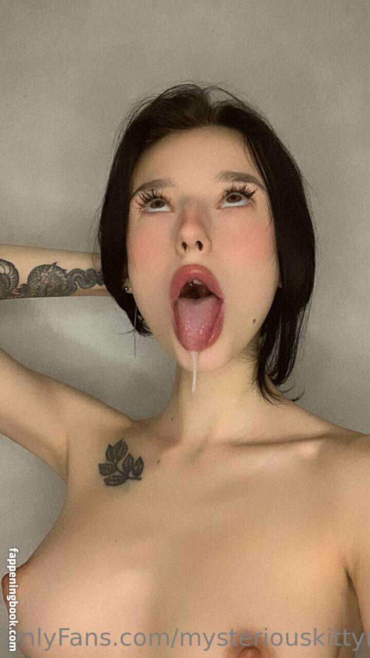 mysteriouskittymia Nude OnlyFans Leaks