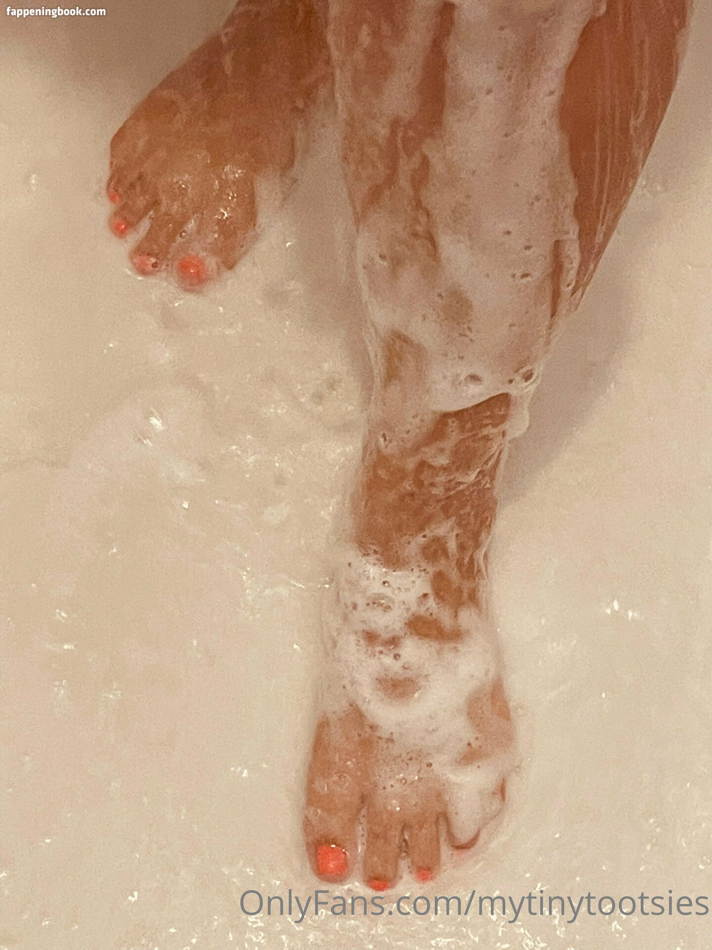 mytinytootsies Nude OnlyFans Leaks