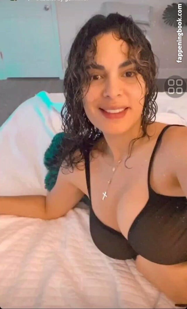 Nadine Velazquez Nude