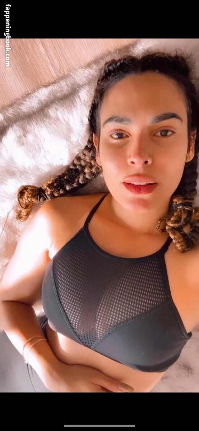 Nadine Velazquez Nude