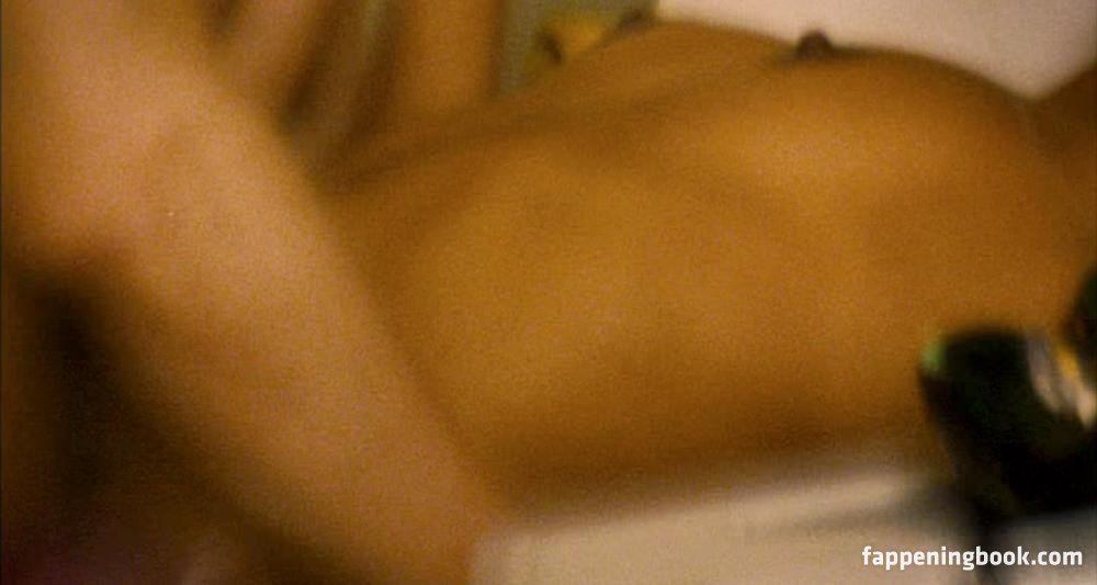 Naomie Harris Nude