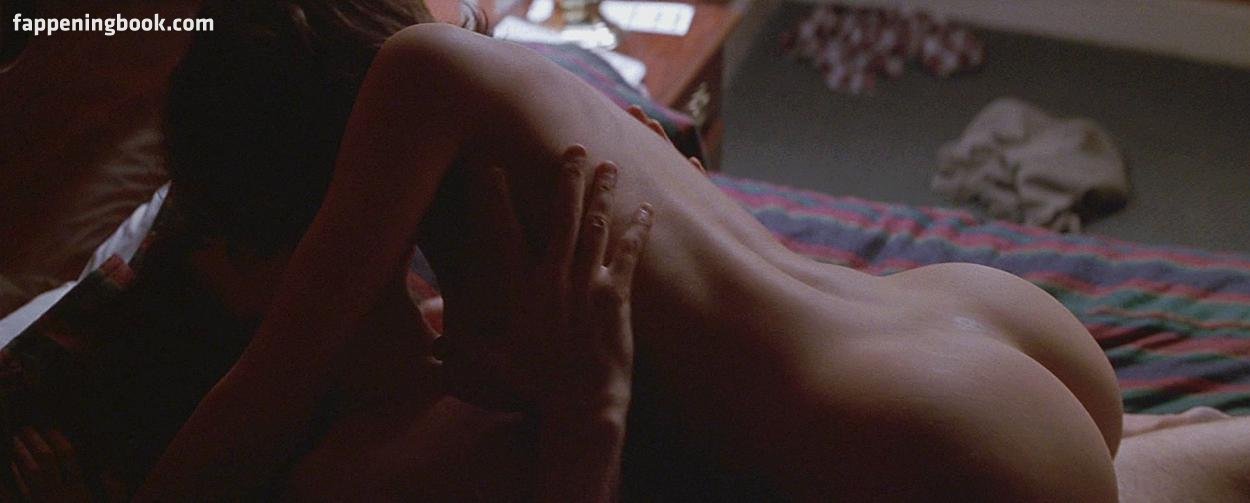 Natasha Henstridge Nude