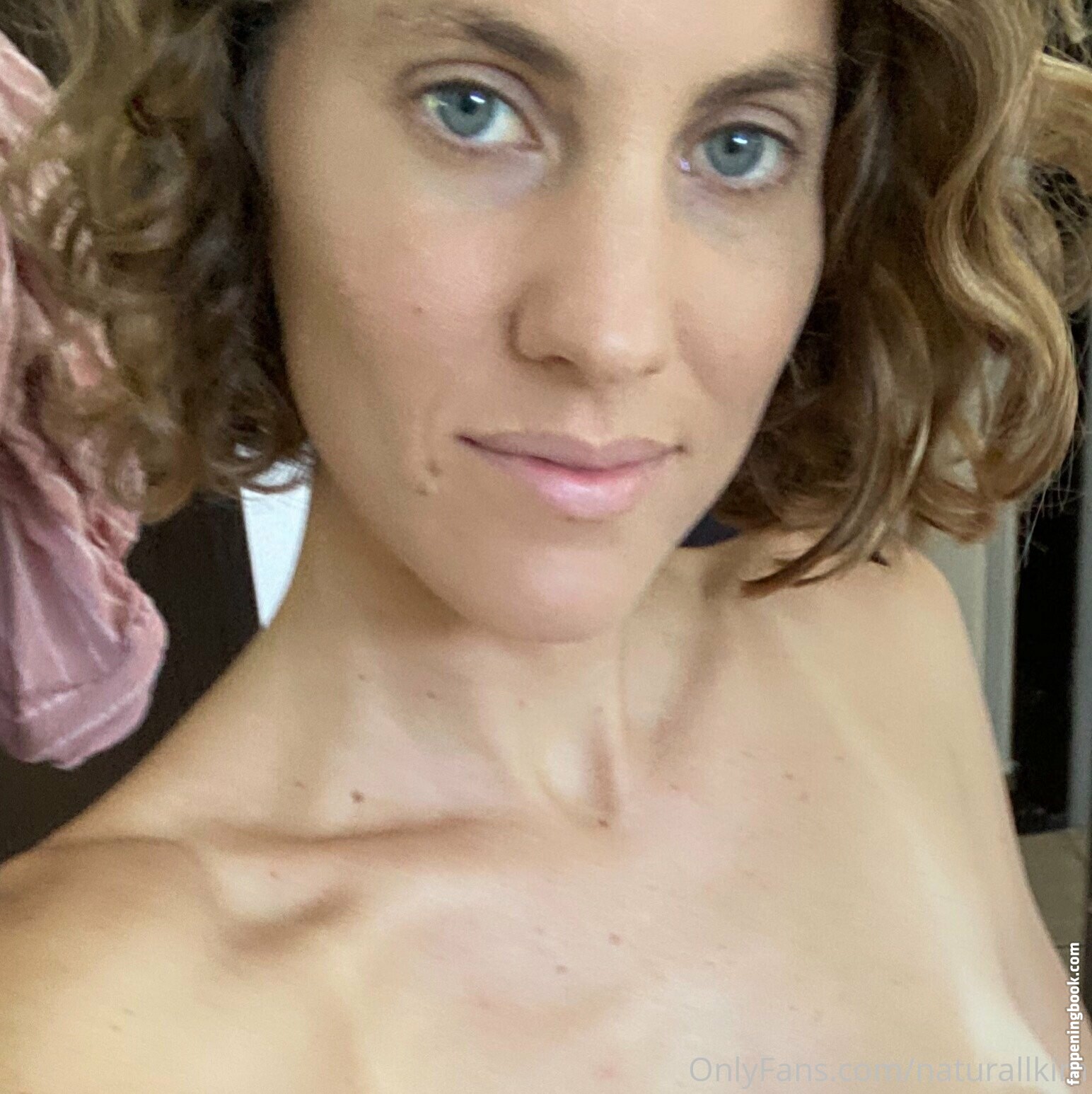 naturallkimfree Nude OnlyFans Leaks