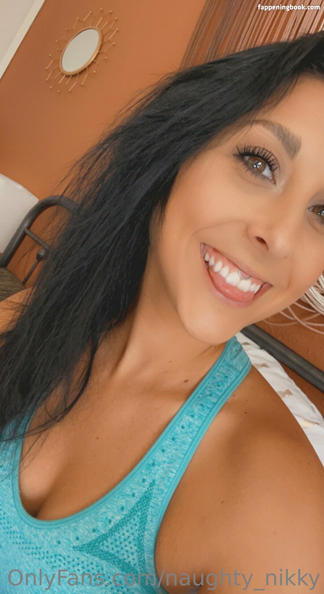 naughty_nikky Nude OnlyFans Leaks