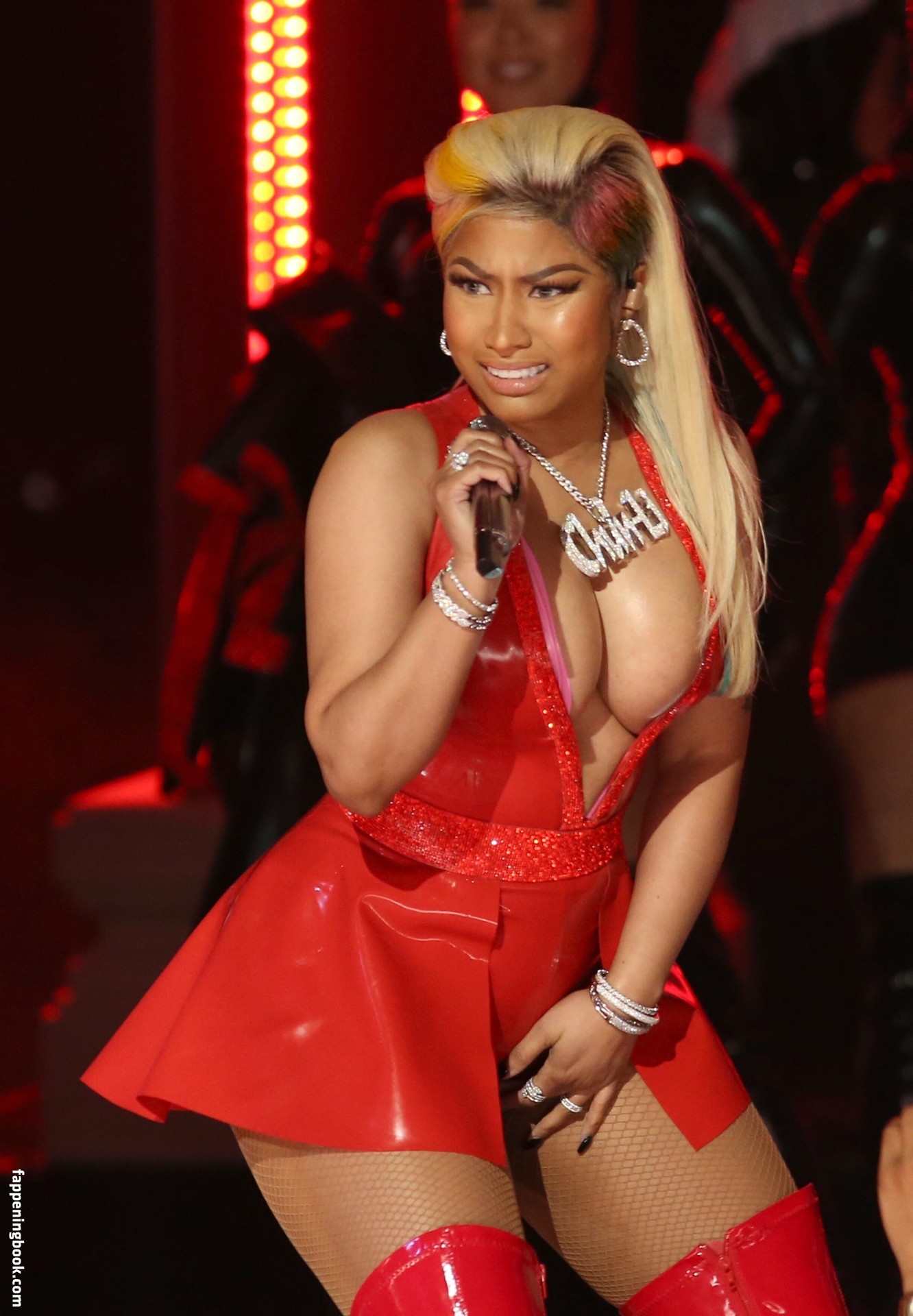 Nicki Minaj Nude