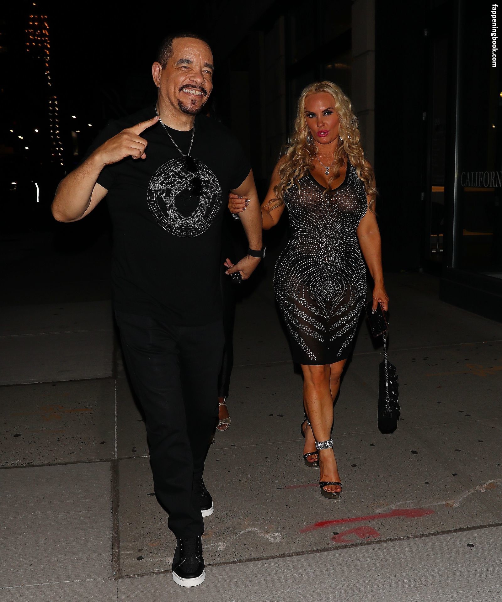 https://fappeningbook.com/photos/n/i/nicole-coco-austin/1000/133.jpg