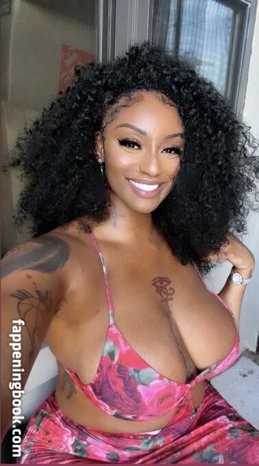 nigerianamazon Nude OnlyFans Leaks