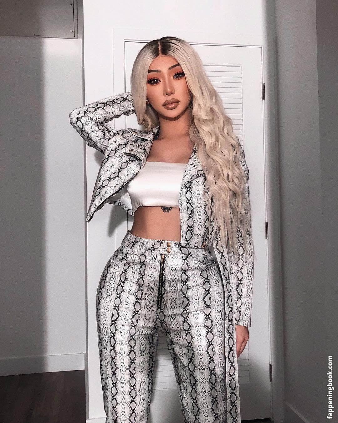 Nikita Dragun Nikitadragun Nude Onlyfans Leaks The Fappening Photo Fappeningbook