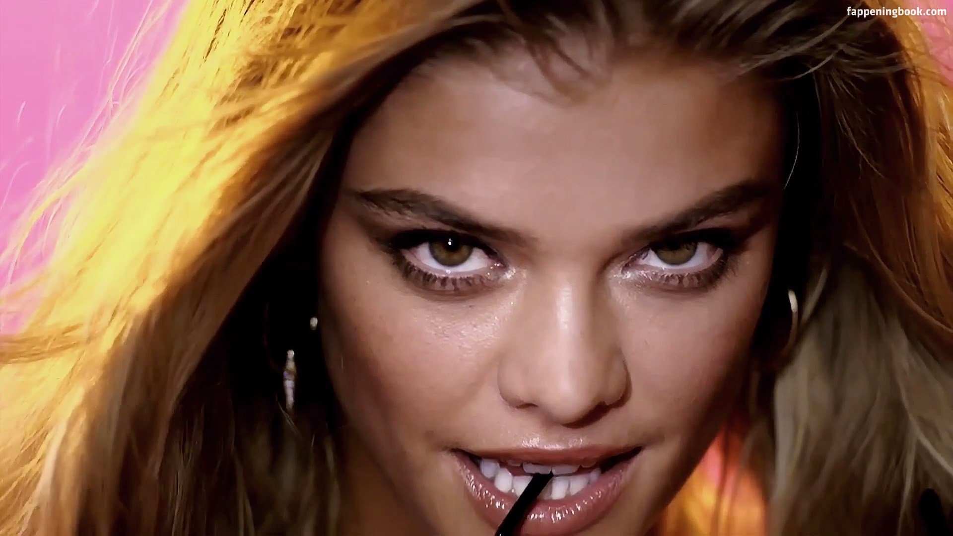 Nina Agdal Nude, OnlyFans Leaks, Fappening - Page 34 - FappeningBook