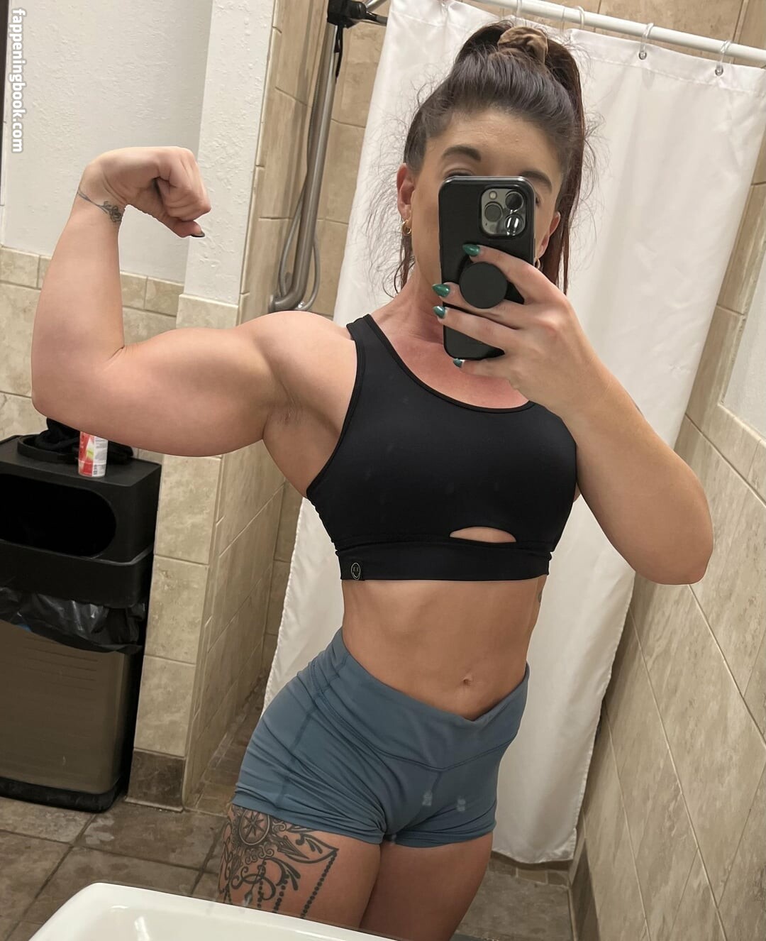 NoPlainJane Nude OnlyFans Leaks