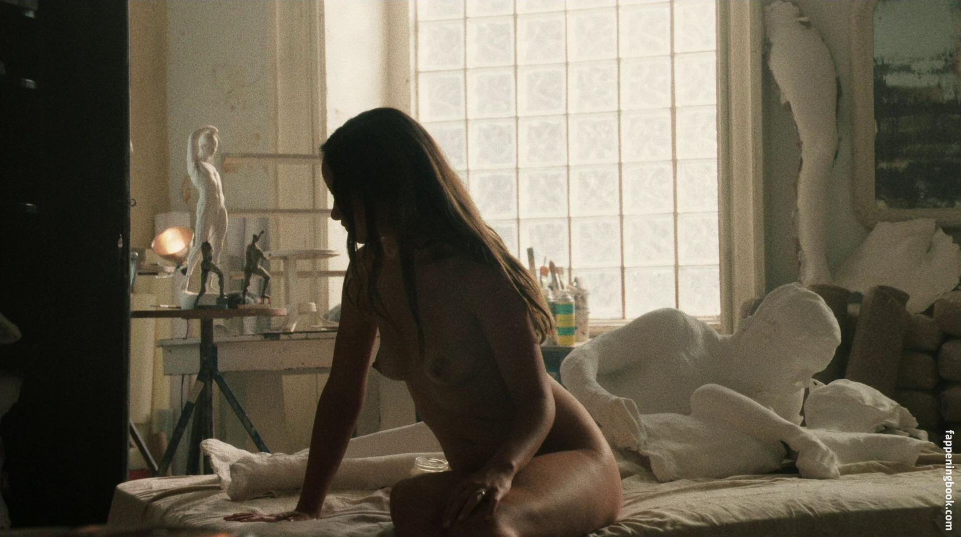 Olivia Wilde Nude.