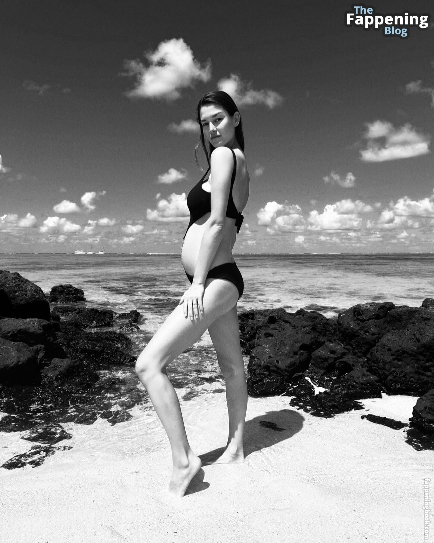 Ophelie Guillermand Fapello Latest Exclusive Leaked Photos