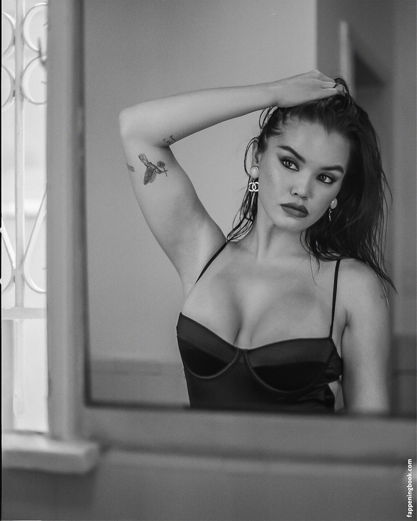 Paris Berelc erome Latest Exclusive Leaked Photos