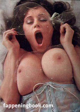 Patti Farinelli Nude