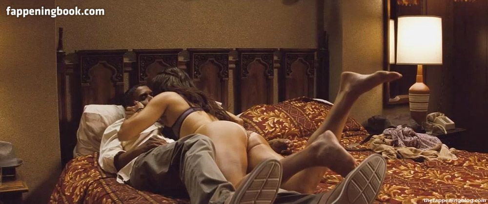 Paula Patton Nude