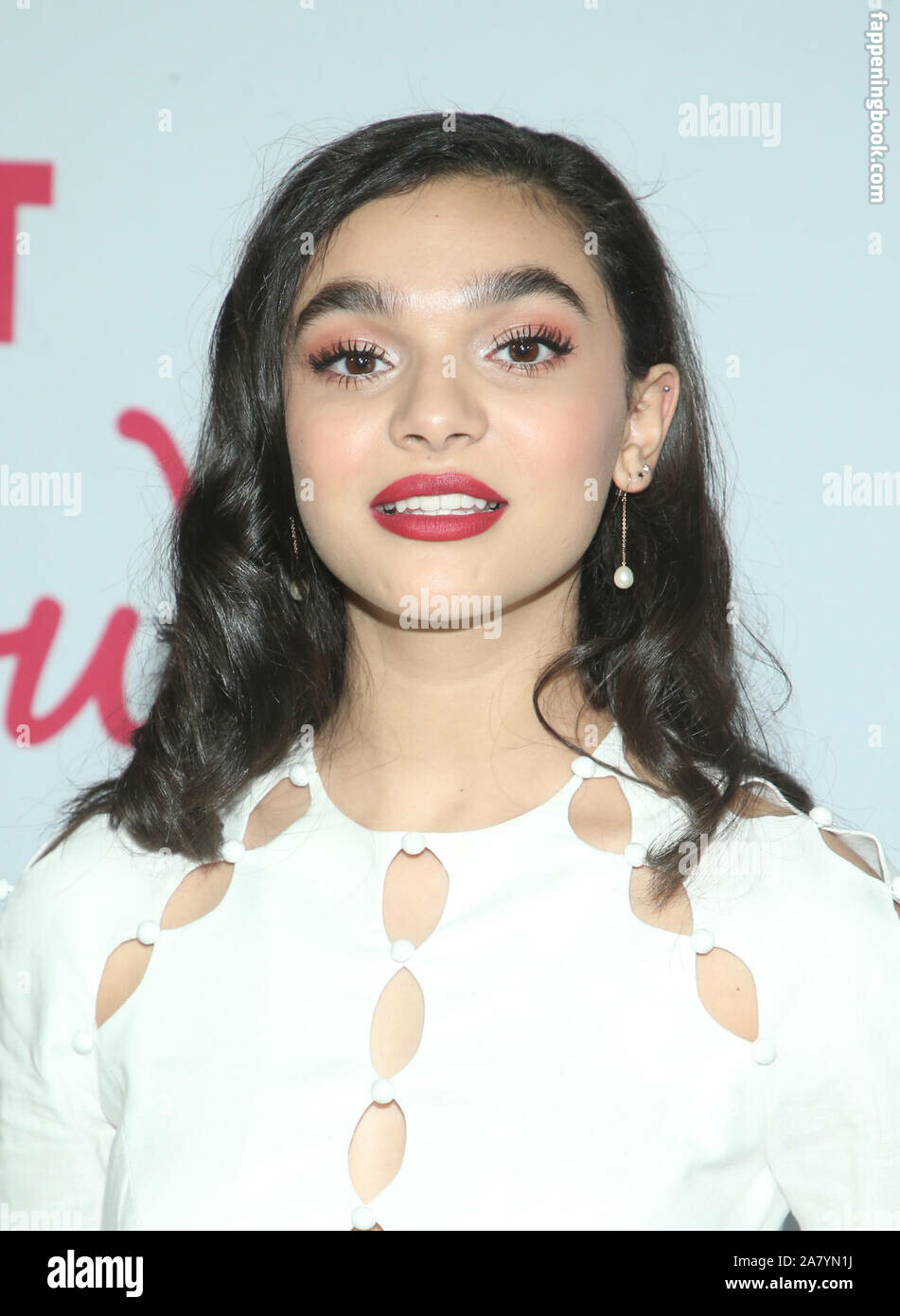 Paulina Chavez Nude, OnlyFans Leaks, Fappening - FappeningBook