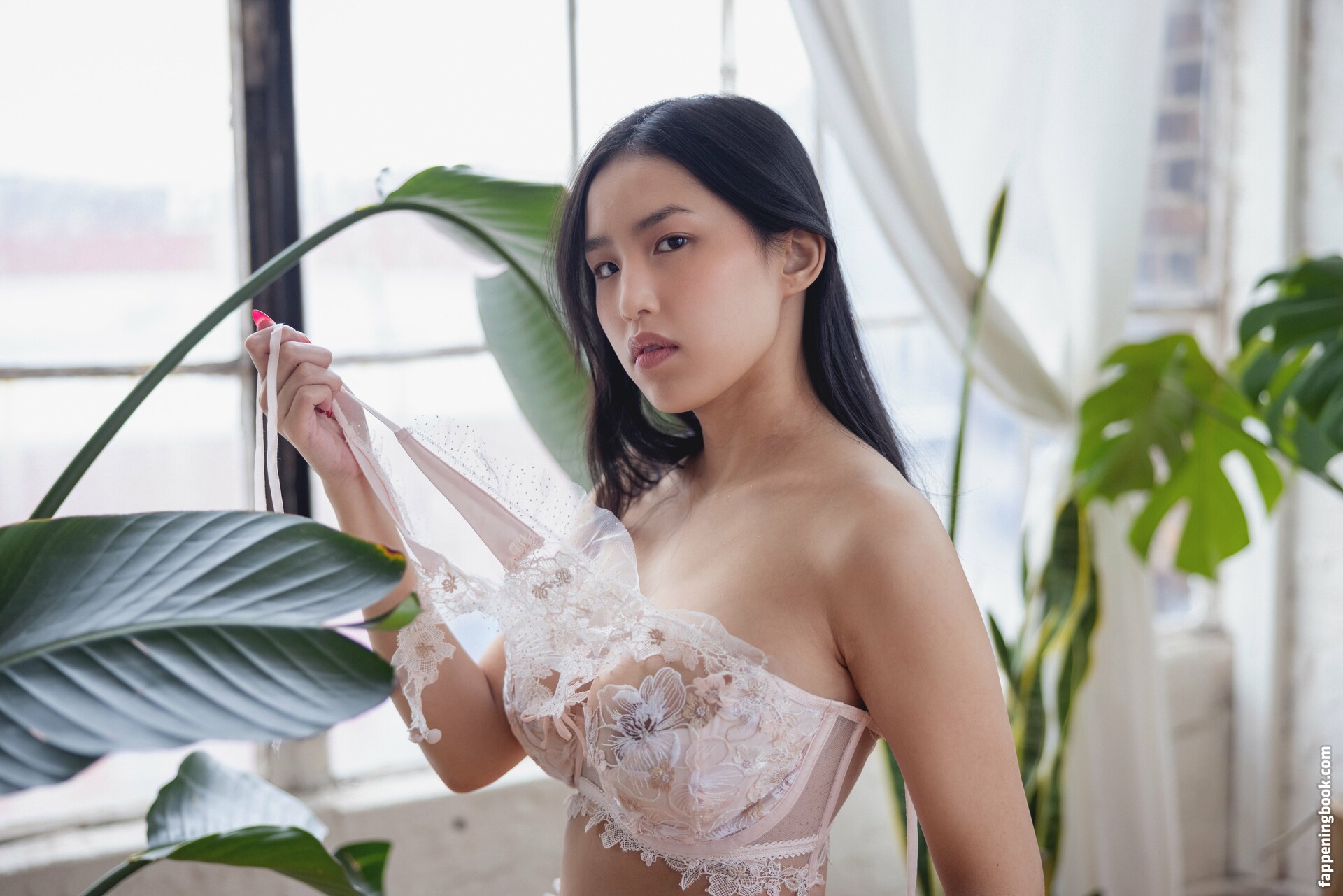 Peaches Tiên Nude OnlyFans Leaks