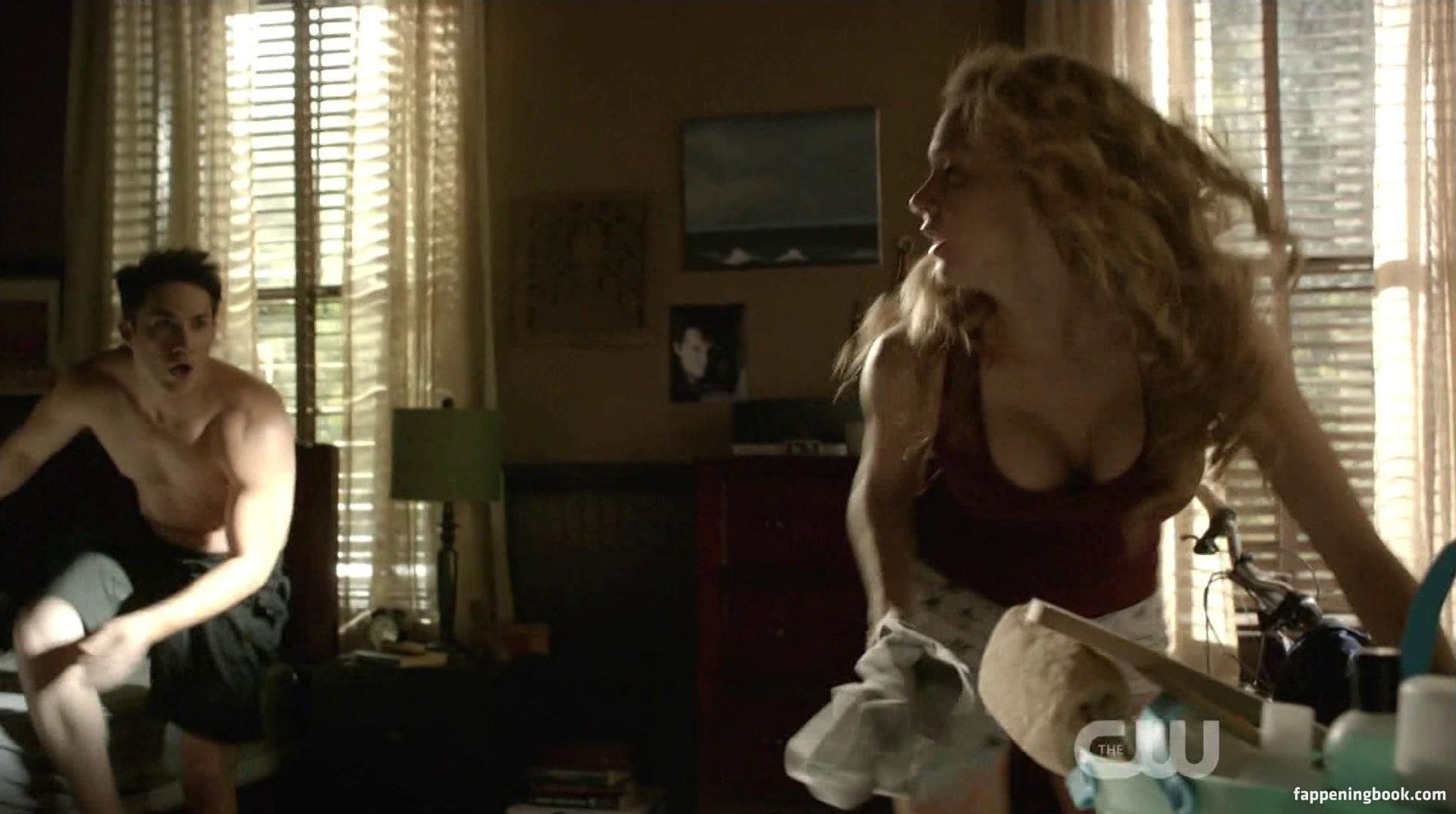 Penelope Mitchell Nude, The Fappening - Photo #440285 - FappeningBook.