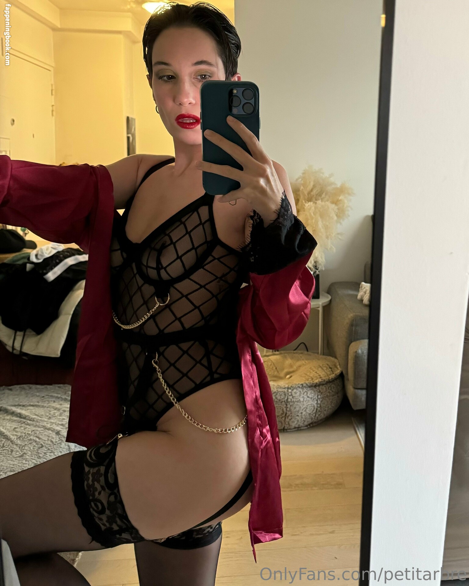 petitarbre Nude OnlyFans Leaks