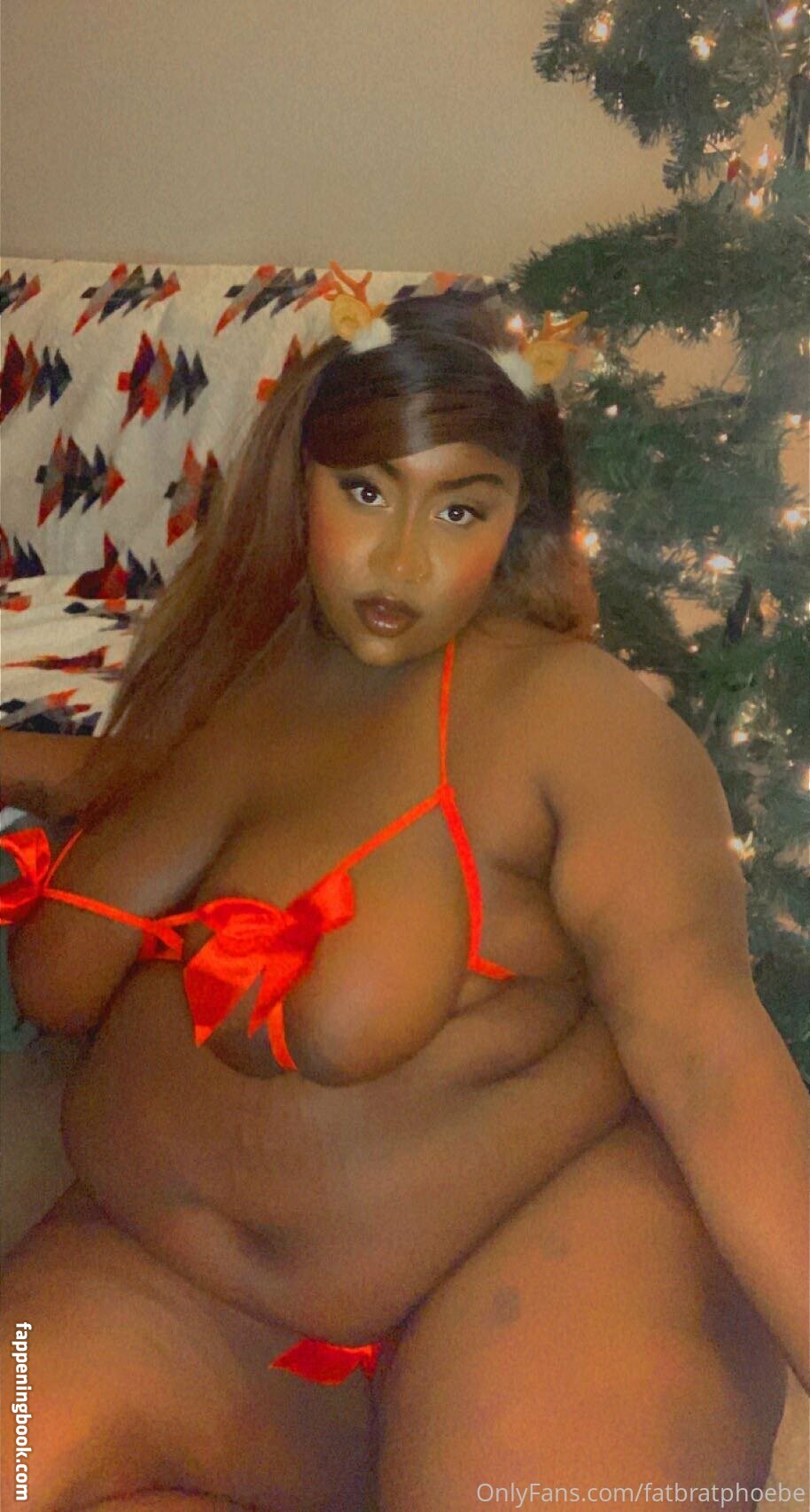phat_ass_phoebe Nude OnlyFans Leaks