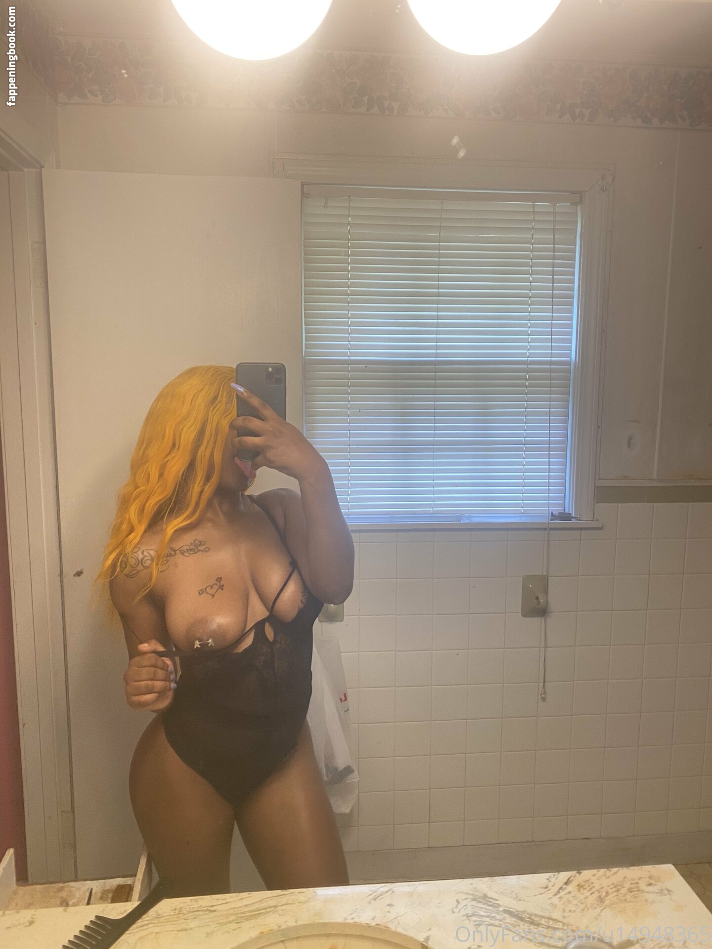 playwithmocha Nude OnlyFans Leaks