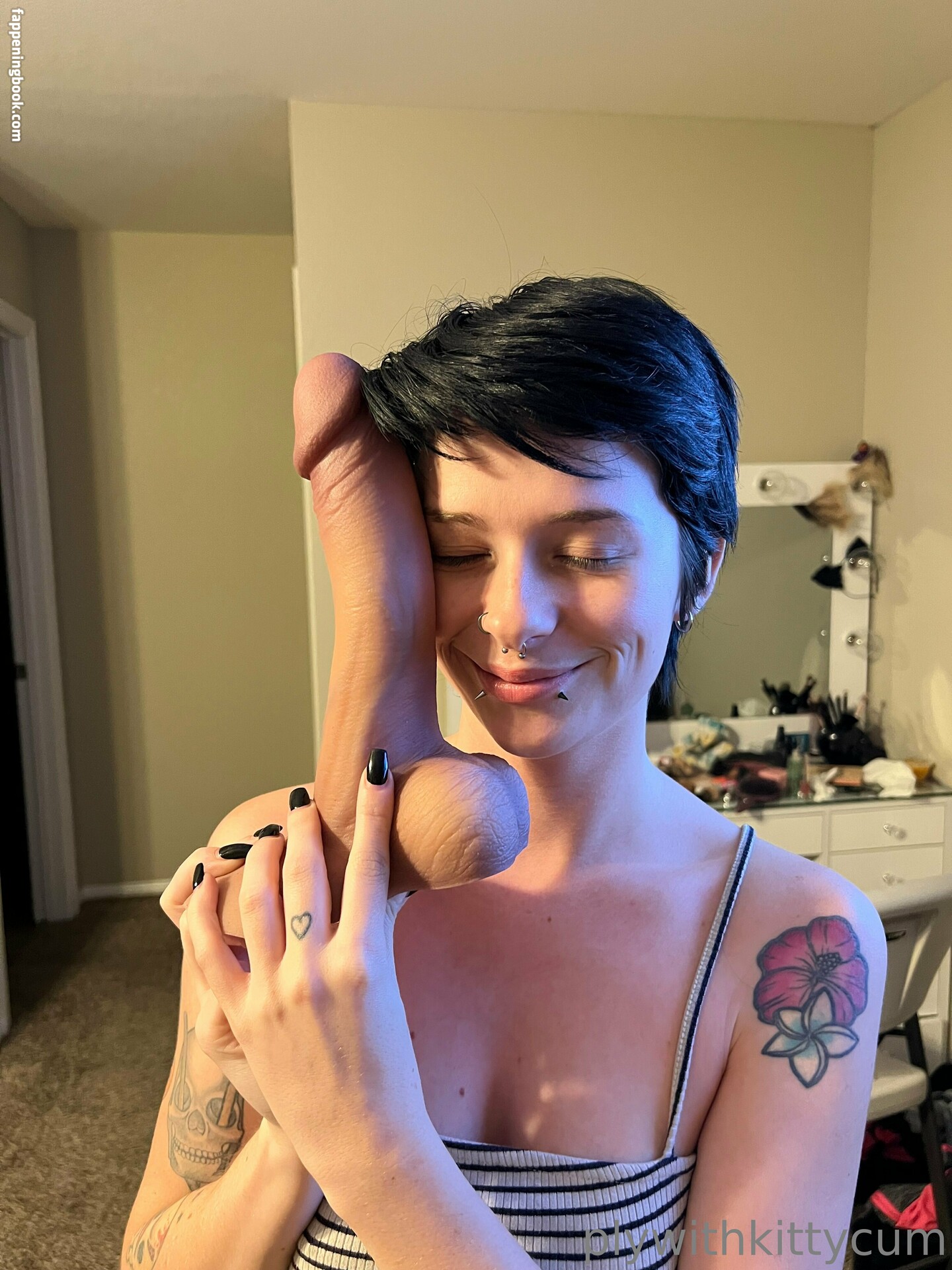 plywithkittycum Nude OnlyFans Leaks