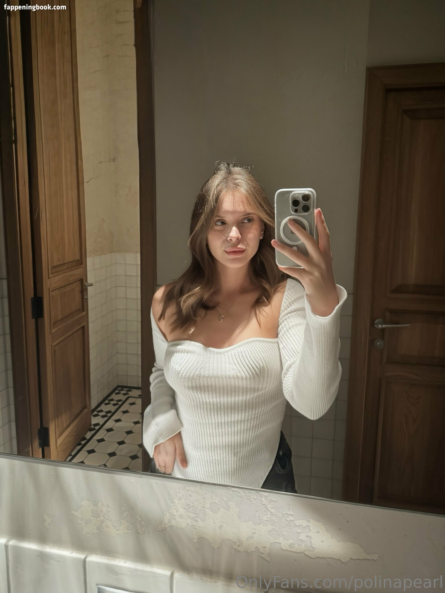 polinapearl Nude OnlyFans Leaks