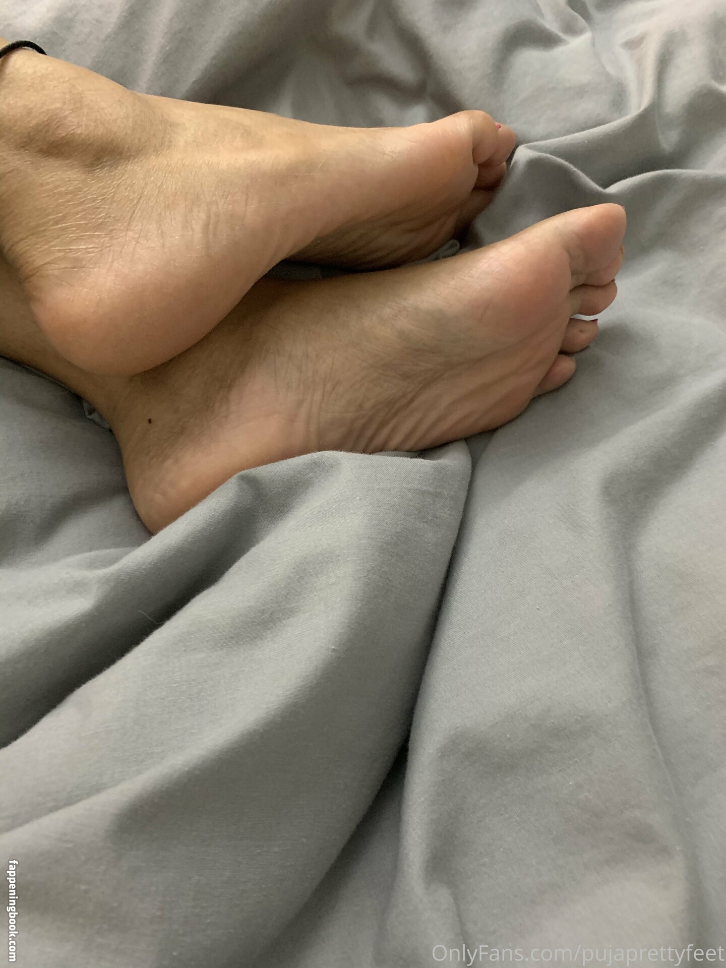 pujaprettyfeet Nude OnlyFans Leaks