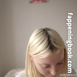 Pureangeldolores Nude OnlyFans Leaks