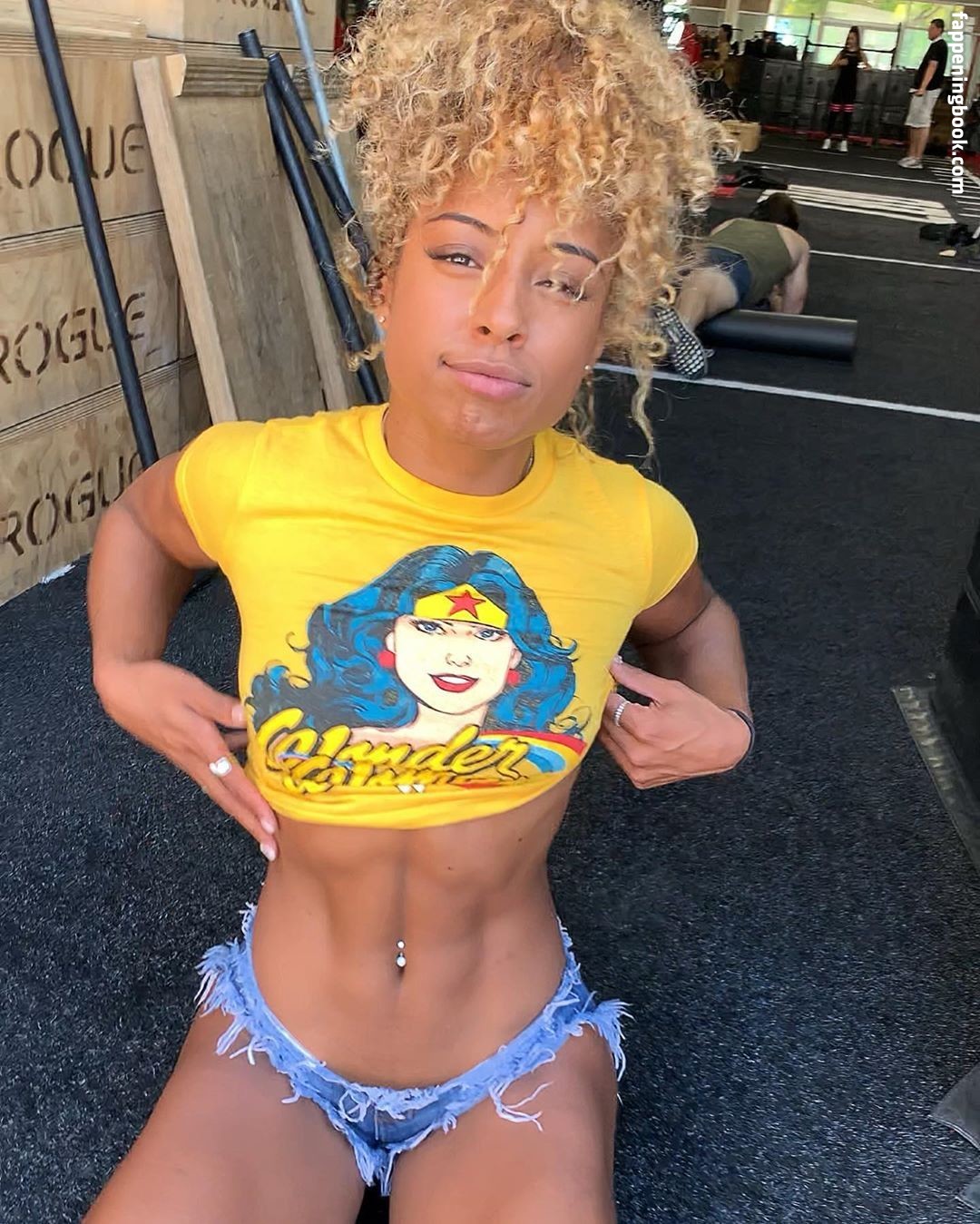 Qimmah russo topless