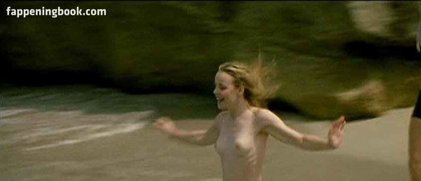 Has rachel mcadams been nude