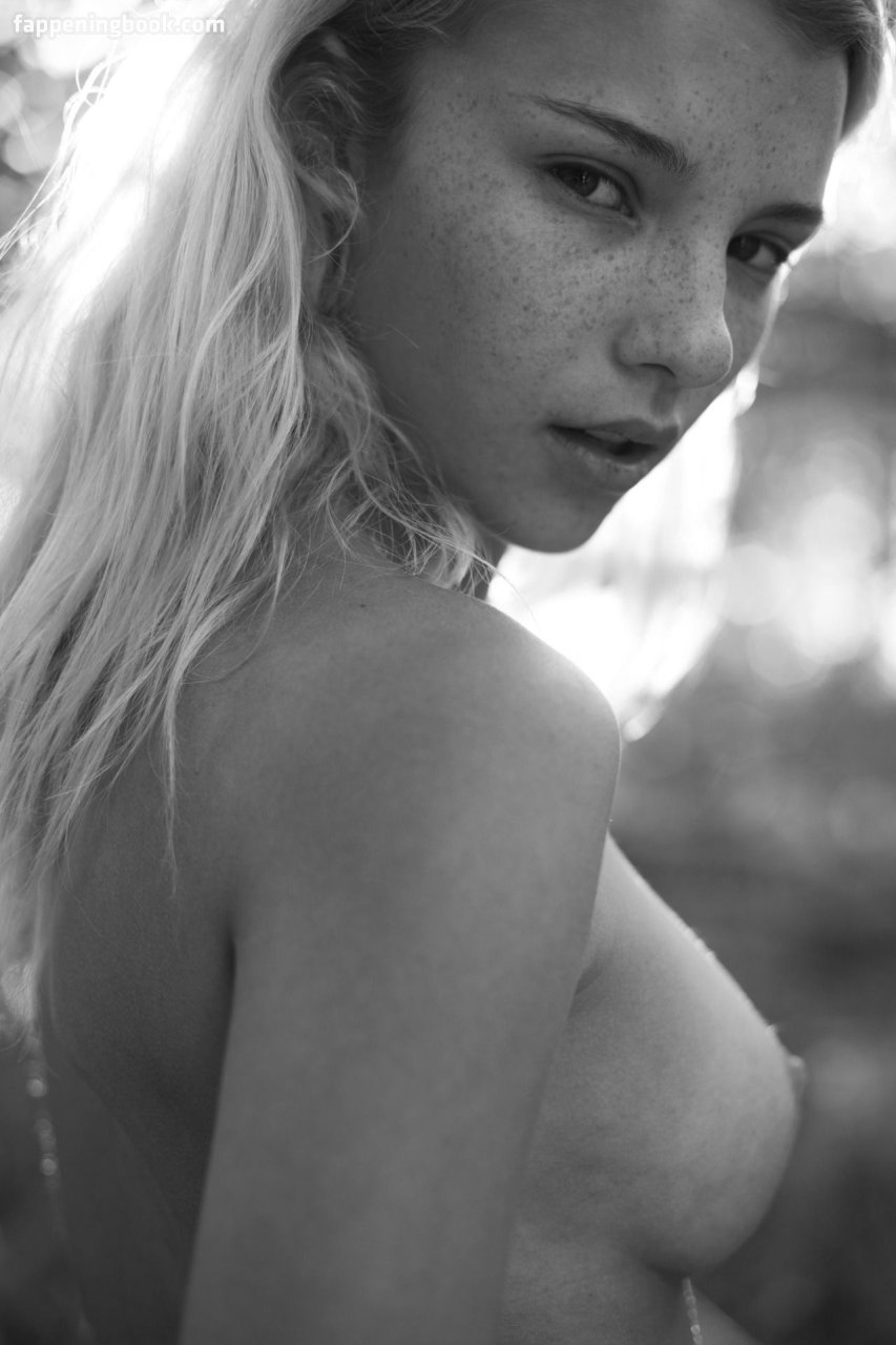Rachel Yampolsky Nude