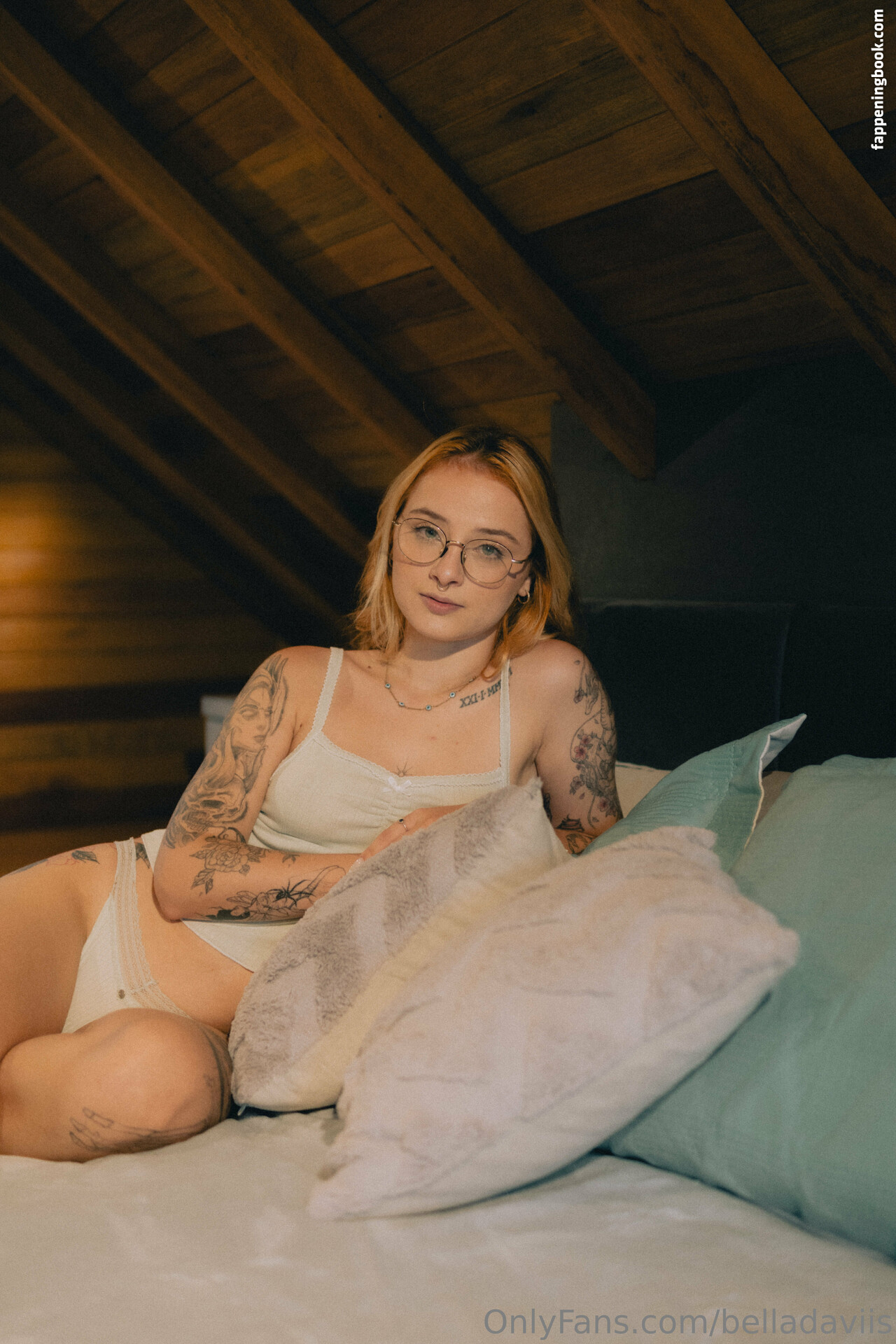 redheadbellaxx Nude OnlyFans Leaks