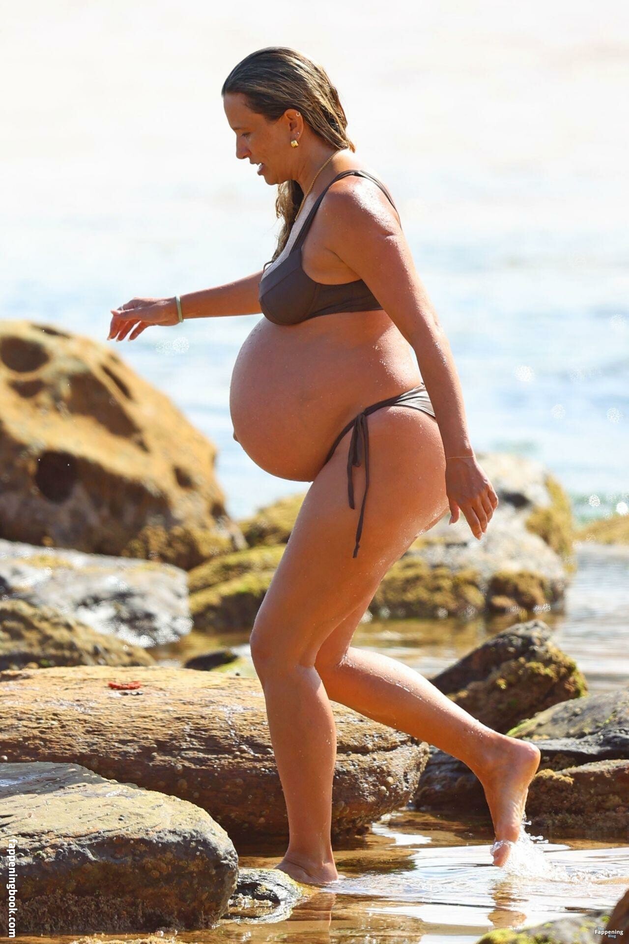 Renee Bargh erome Latest Exclusive Leaked Photos