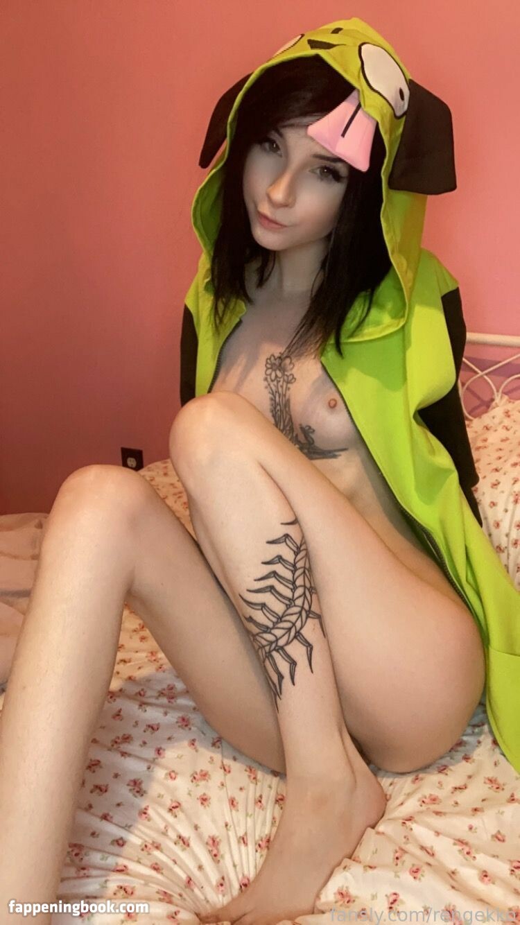 Rengekko Cosplay Nude OnlyFans Leaks