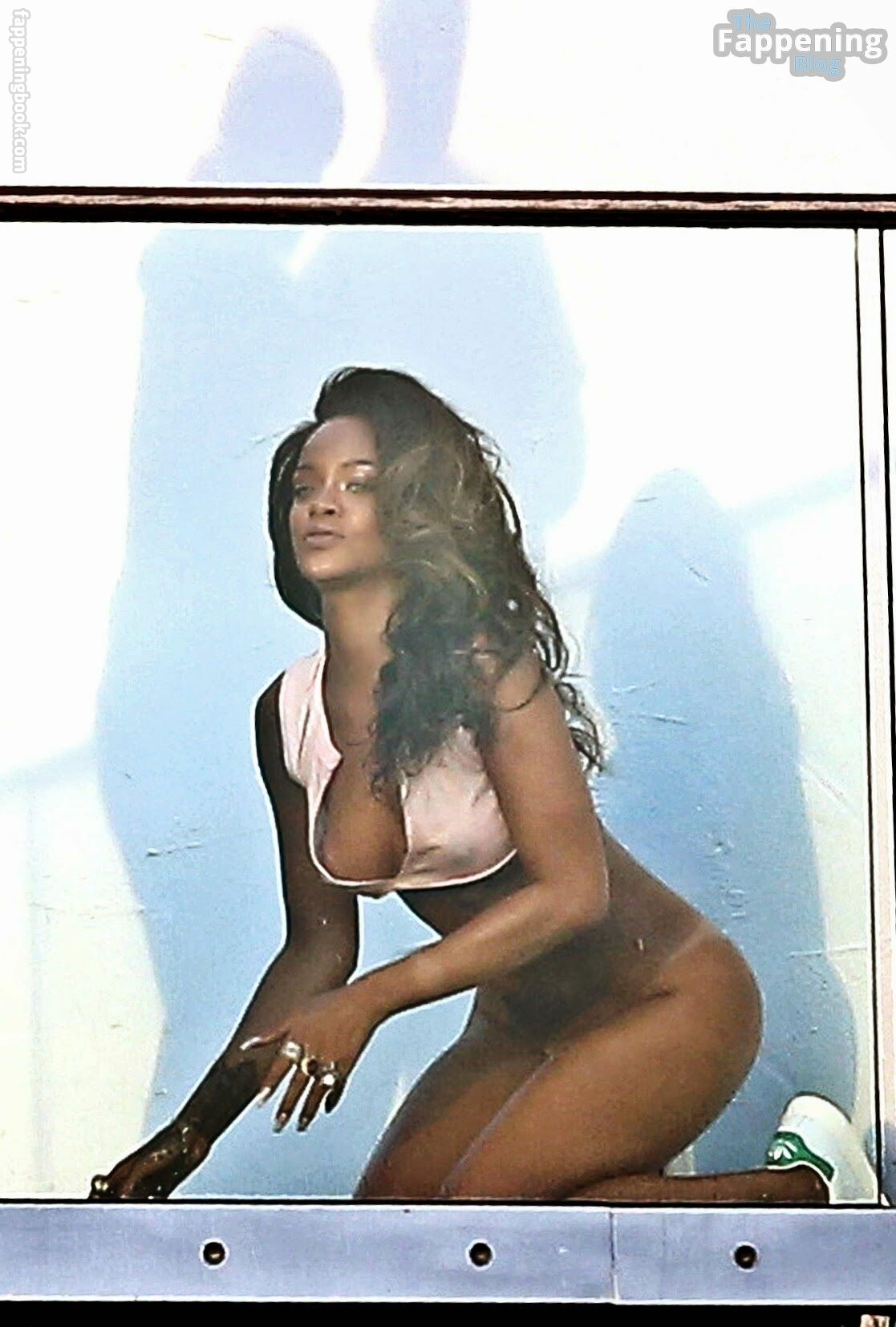 Rihanna Naked Tits