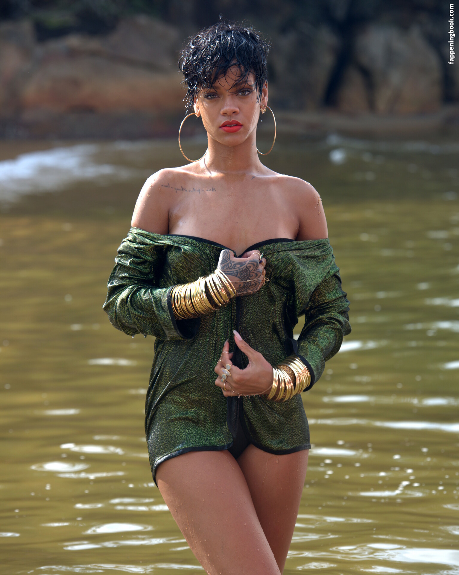 Rihanna Fapello Latest Exclusive Leaked Photos