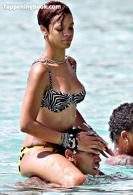 Rihanna Fapello Latest Exclusive Leaked Photos