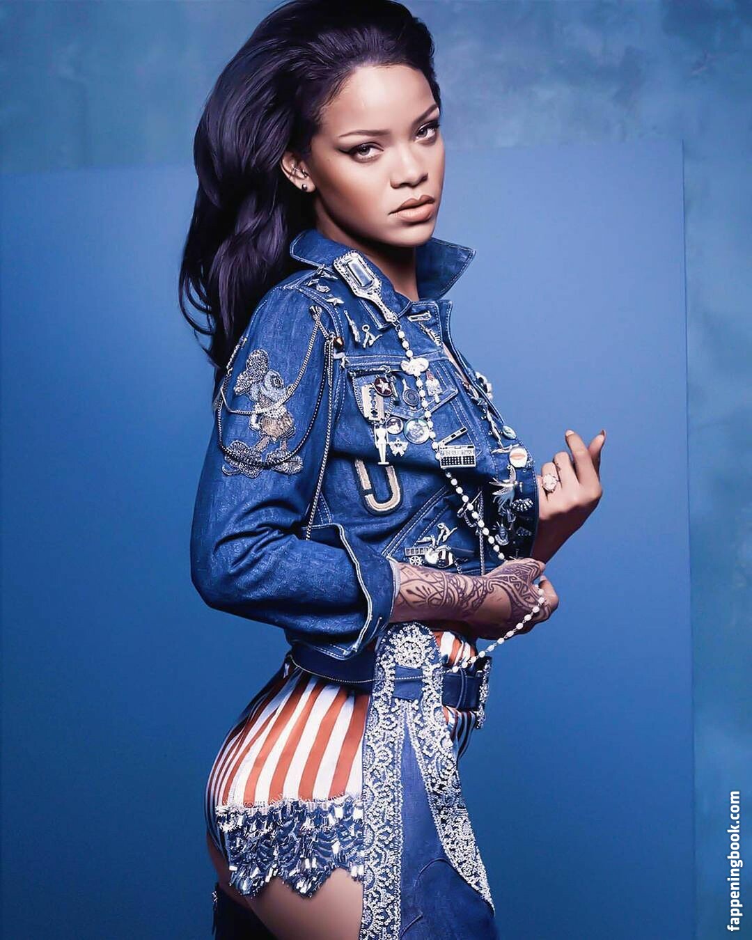 Rihanna Nude, The Fappening Photo 2342763 FappeningBook