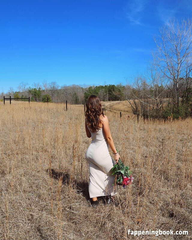 Riley White / riley.white / riley_catherine Nude, OnlyFans Leaks